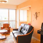 Bright Apartment Near Nation Ideal Stay