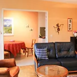 Bright Apartment Near Nation Ideal Stay