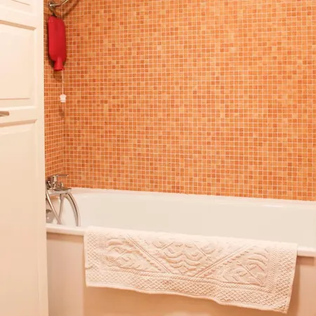 Bright Near Nation Ideal Apartment